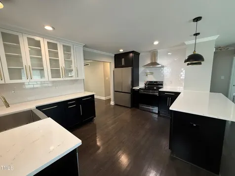 215 Walnut Street Cary NC 27511