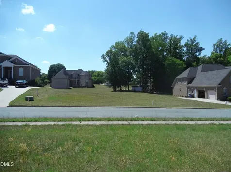 1906 Deidre Court Greensboro NC 27406