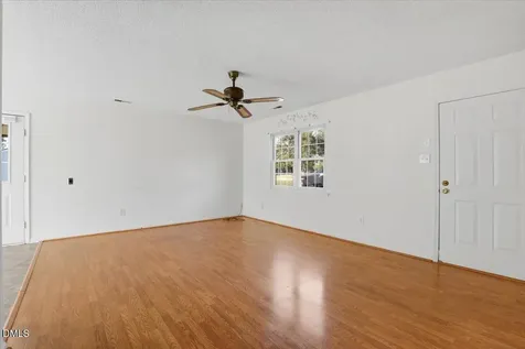 1166 E New Hope Road Goldsboro NC 27534