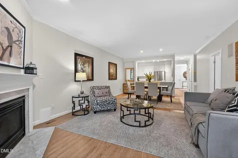 789 Crabtree Crossing Parkway Cary NC 27513