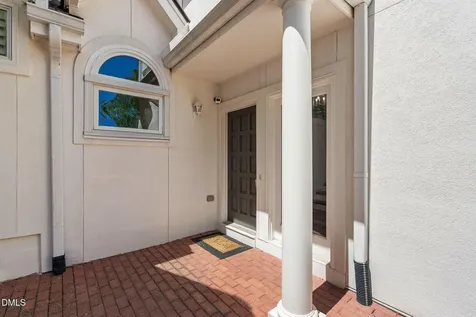 789 Crabtree Crossing Parkway Cary NC 27513