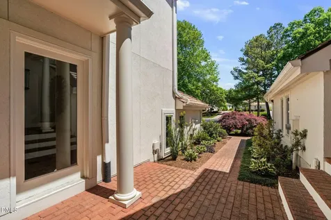 789 Crabtree Crossing Parkway Cary NC 27513