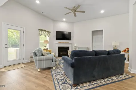 5021 Green Hawthorne Court Battleboro NC 27809