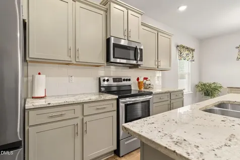 5021 Green Hawthorne Court Battleboro NC 27809