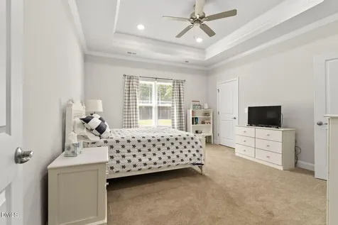5021 Green Hawthorne Court Battleboro NC 27809