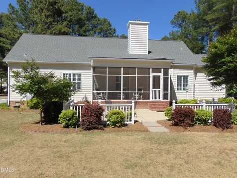 1667 Timberlane Nashville NC 27856