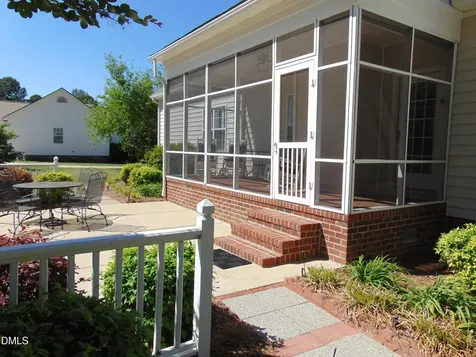 1667 Timberlane Nashville NC 27856