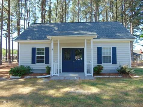 1667 Timberlane Nashville NC 27856