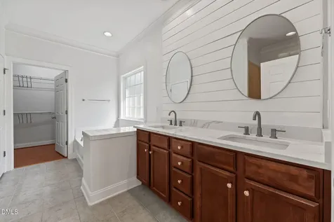 2710 Kingsbury Court Burlington NC 27215
