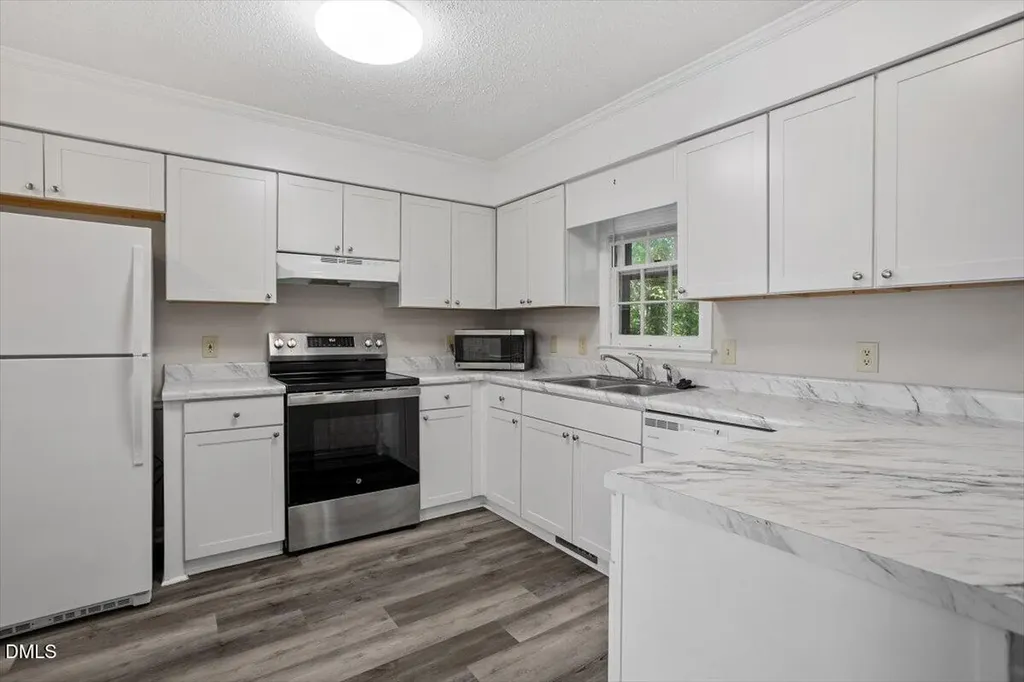 8233 Clear Brook Drive Raleigh NC 27615