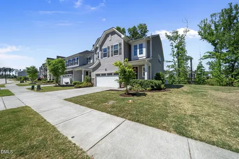 1916 Kings Knot Court Apex NC 27502