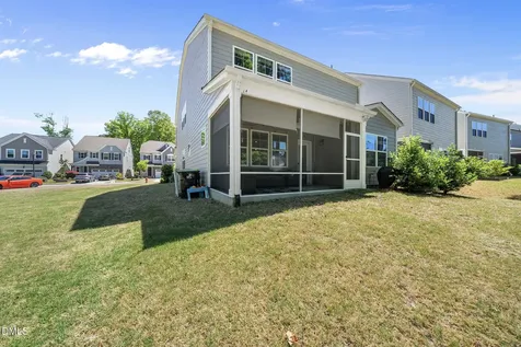 1916 Kings Knot Court Apex NC 27502