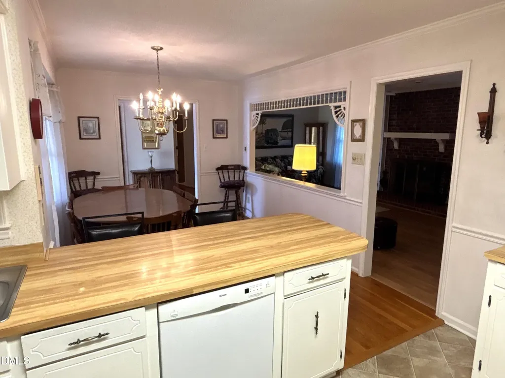 1957 Old Beulah Road Selma NC 27576