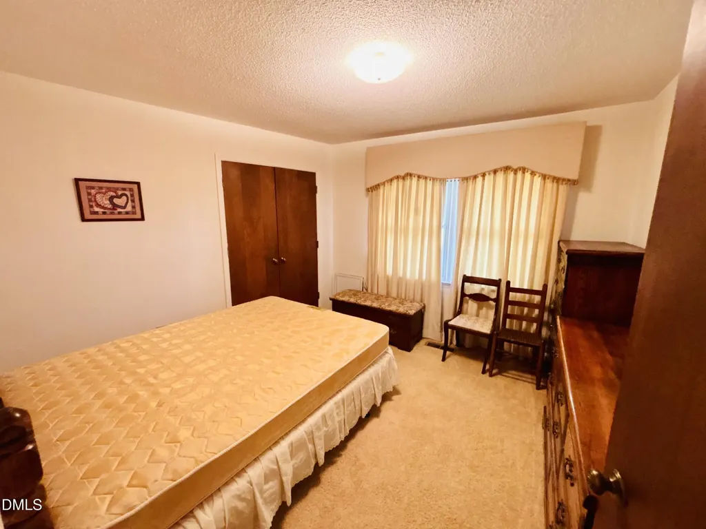 1957 Old Beulah Road Selma NC 27576