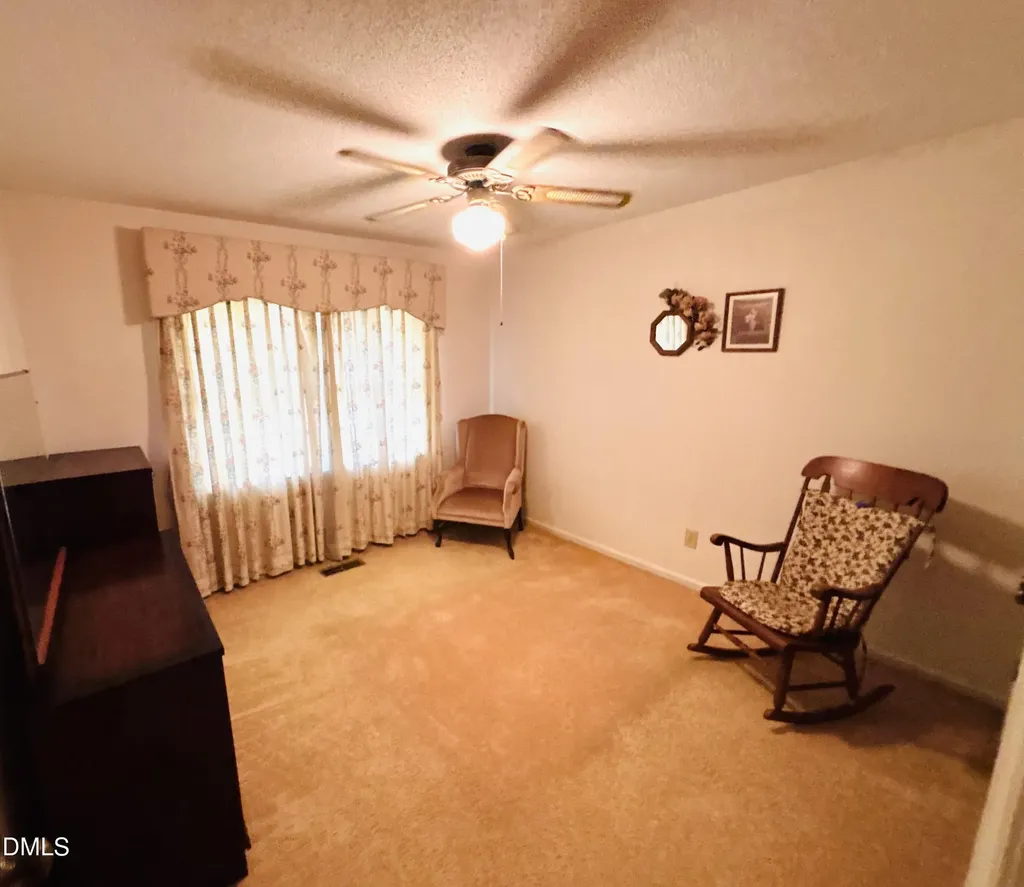 1957 Old Beulah Road Selma NC 27576