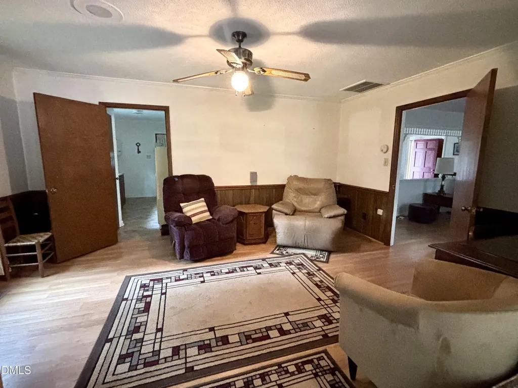 1957 Old Beulah Road Selma NC 27576