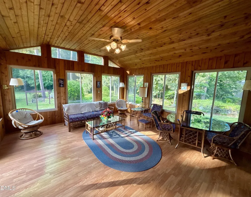 1957 Old Beulah Road Selma NC 27576