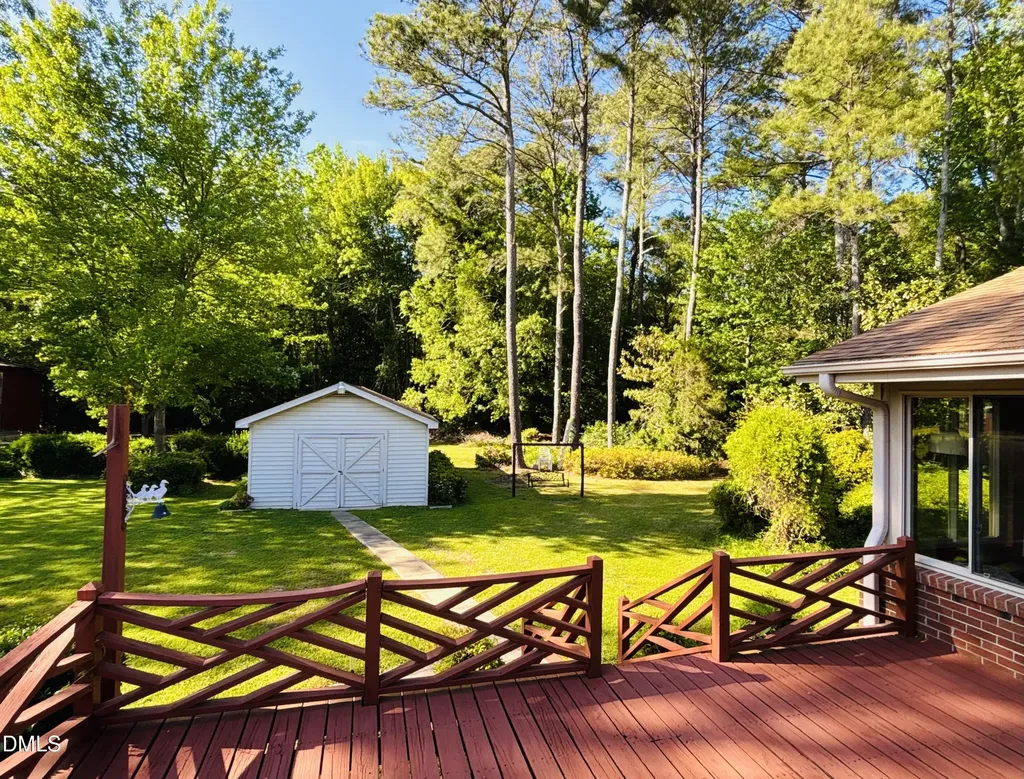 1957 Old Beulah Road Selma NC 27576