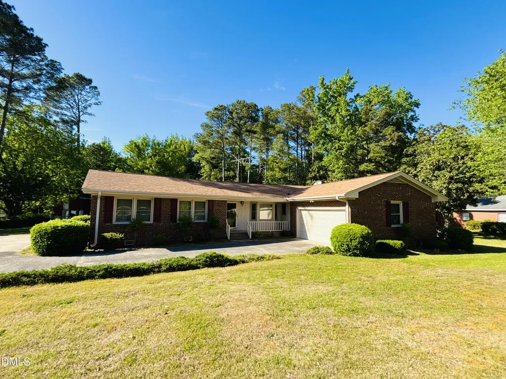 1957 Old Beulah Road Selma NC 27576