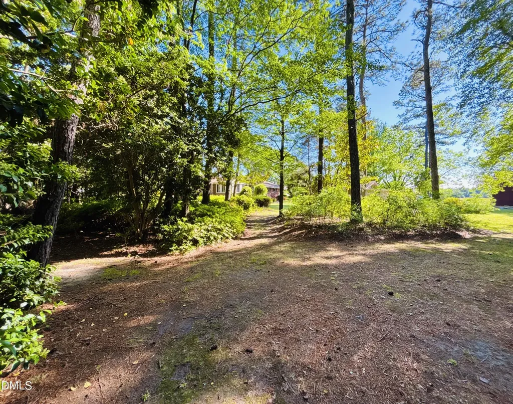 1957 Old Beulah Road Selma NC 27576
