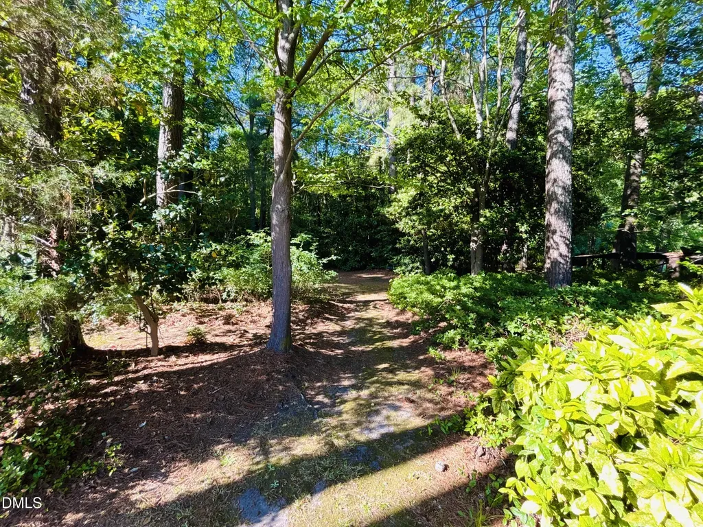 1957 Old Beulah Road Selma NC 27576