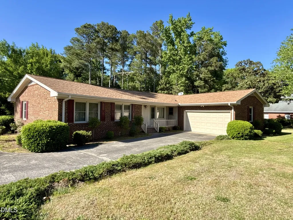 1957 Old Beulah Road Selma NC 27576