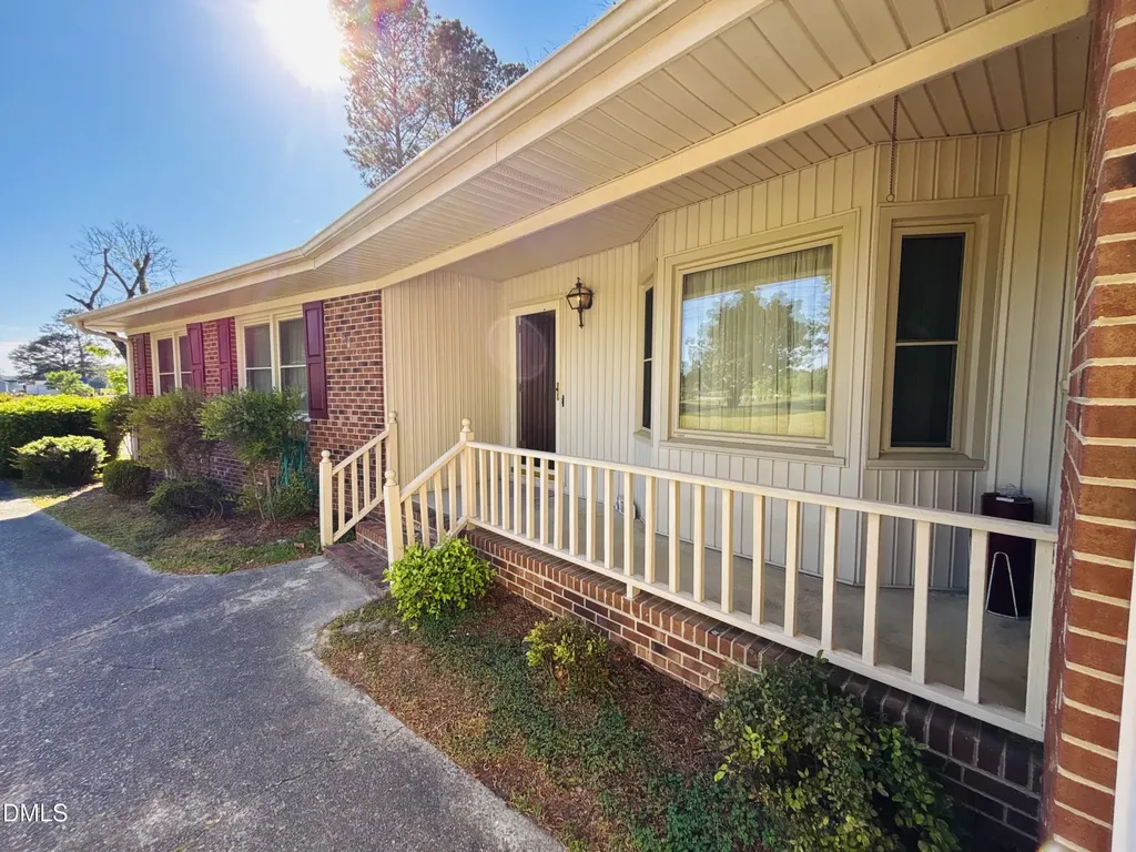 1957 Old Beulah Road Selma NC 27576