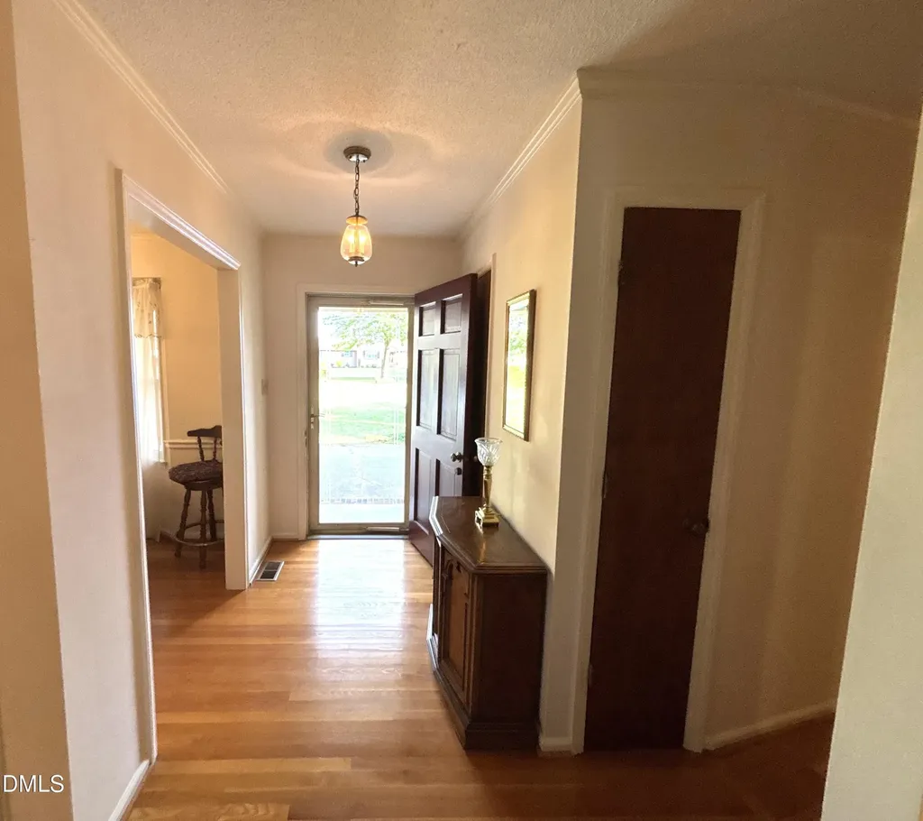 1957 Old Beulah Road Selma NC 27576