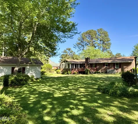 1957 Old Beulah Road Selma NC 27576
