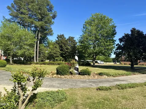 1957 Old Beulah Road Selma NC 27576