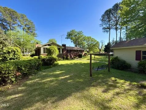 1957 Old Beulah Road Selma NC 27576