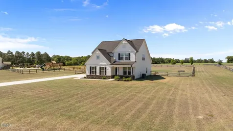 289 Rocking Horse Lane Raeford NC 28376