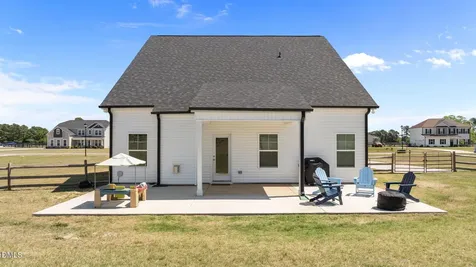 289 Rocking Horse Lane Raeford NC 28376