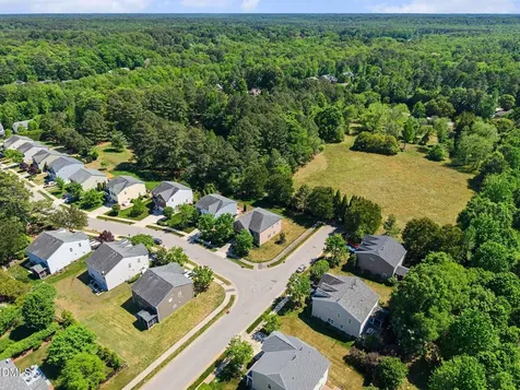 437 Field Glow Lane Apex NC 27539