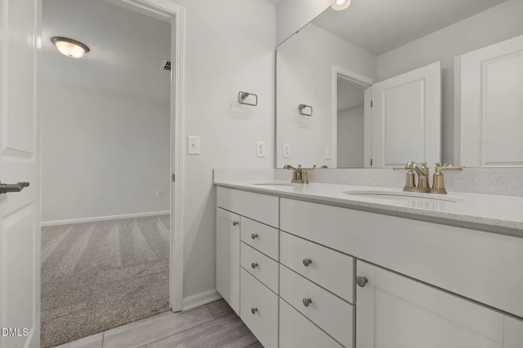 725 Branthurst Way Fuquay Varina NC 27526