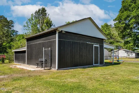 301 John J Sharpe Street Sharpsburg NC 27878