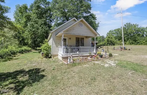 679 Mintz Road Roseboro NC 28382