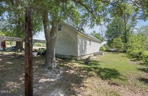 679 Mintz Road Roseboro NC 28382