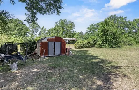 679 Mintz Road Roseboro NC 28382