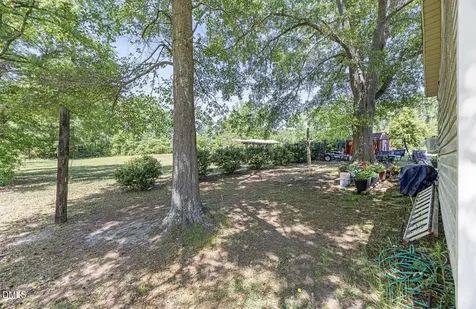 679 Mintz Road Roseboro NC 28382