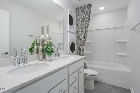 625 Branthurst Drive Fuquay Varina NC 27526