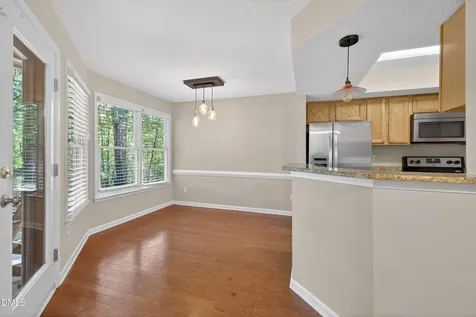 113 Abingdon Court Cary NC 27513