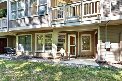 113 Abingdon Court Cary NC 27513