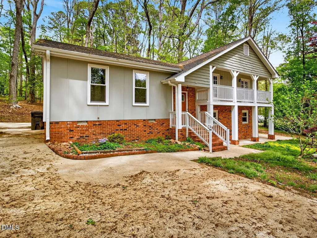 305 Beechwood Hill Drive Raleigh NC 27603