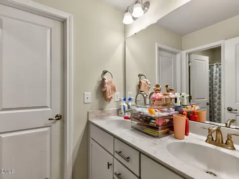 298 Hannah Yam Lane Benson NC 27504