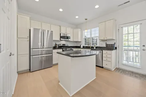 4019 Yellowfield Way Cary NC 27518