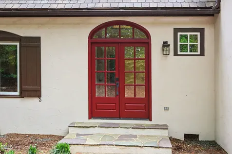 5401 Spring House Lane Chapel Hill NC 27516