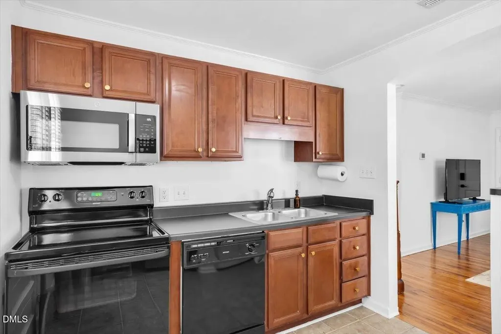 2204 Brewer Street Raleigh NC 27608