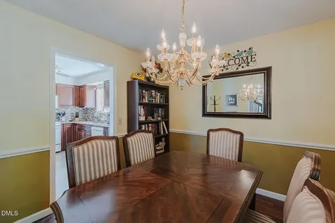 816 Cornwallis Drive Burlington NC 27215