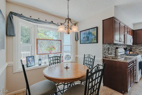 816 Cornwallis Drive Burlington NC 27215